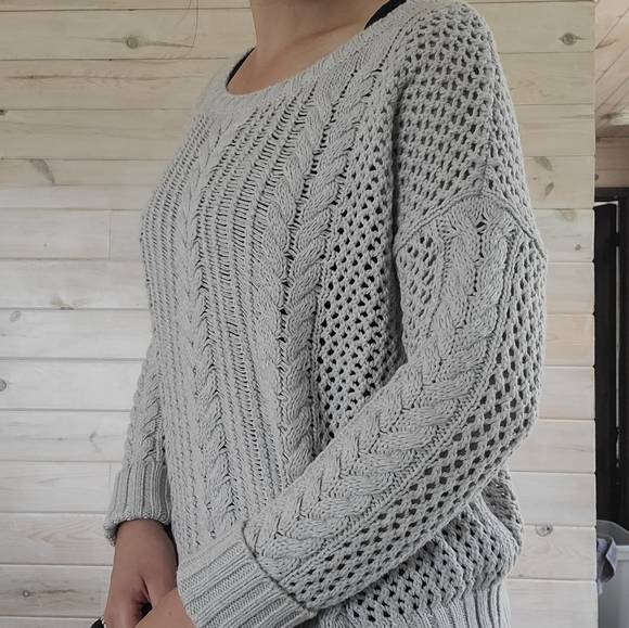 American Eagle Grey Knit Sweather - Picture 3 of 7